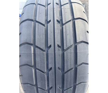 Yokohama Advan A052 225/50 R16 95ZR