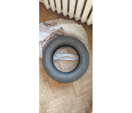 Bridgestone Blizzak DM-V2 215 R16