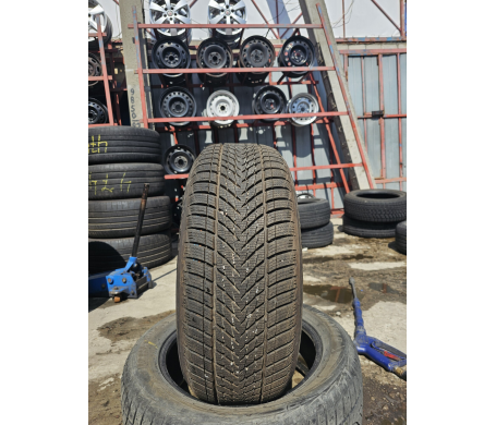 Goodyear UltraGrip Performance 3 225/55 R17 97H
