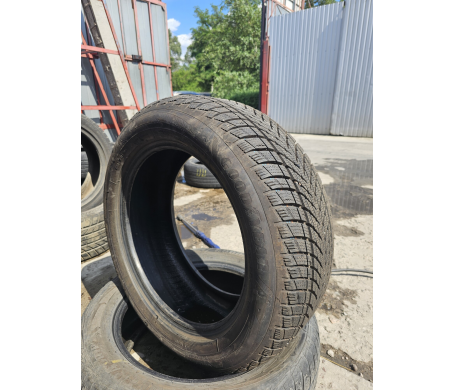Goodyear UltraGrip Performance 3 225/55 R17 97H