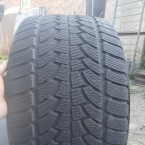 Nokian WR 295/35 R18 99V Nokian WR 295/35 R18 99V