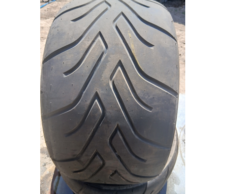 Yokohama Advan A052 285/30 R18 93Y