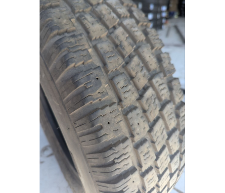 Hankook Zovac HP W401 215/75 R16C 113/111R