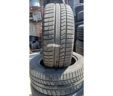 Vredestein Quatrac 3 215/55 R16 93H