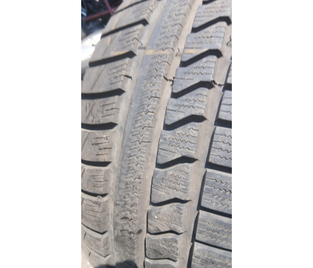 Vredestein Quatrac 3 215/55 R16 93H