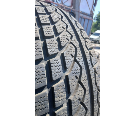 Yokohama W.Drive V902 225/55 R17 101H