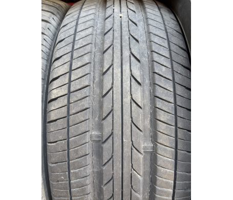 Yokohama Advan V35 225/60 R15 96W