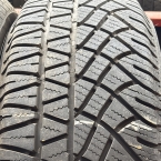 Michelin Latitude Cross 235/60 R16 100T Michelin Latitude Cross 235/60 R16 100T