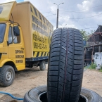 Firestone FireHawk 700 215/60 R16 95W