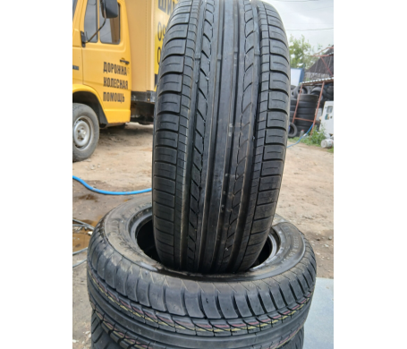Yokohama ADVAN dB V552 235/60 R16 104W