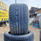 Yokohama AVS ES100 285/30 R18 93Y