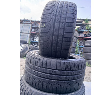 Pirelli Winter Sottozero 2 255/40 R18 99V