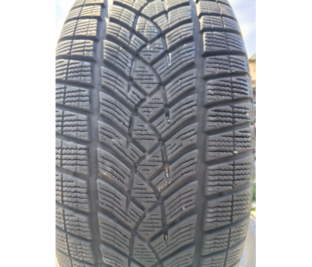 Goodyear Cargo UltraGrip 255/50 R19 107T