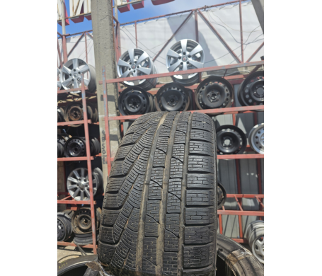 Pirelli PZero Winter 245/45 R17 99H