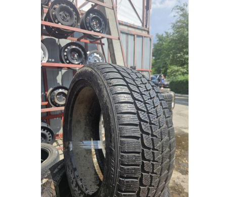Bridgestone Blizzak LM-25 245/45 R17 99V
