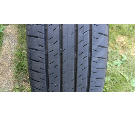 Bridgestone Alenza H/L 33 225/60 R18 100