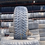 Bridgestone Blizzak LM-20 165/65 R15 81T