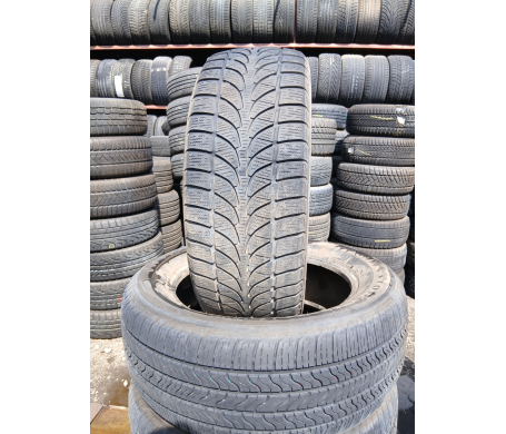 Bridgestone Blizzak LM-32 215/55 R17 98V