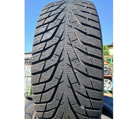 Hankook Winter i*Cept iZ3 W636 225/60 R18 100H