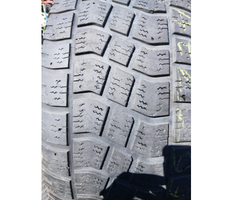 Avon AV12 275/60 R20 119S